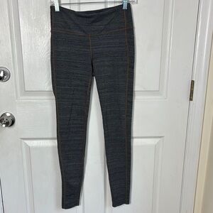 ATHLETA Gray Women's Leggings with Brown Accent Stitching size Small